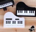 YL-T523 mini Piano shape solar calculator