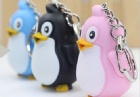 YL-k174 penguin shape LED keychain with sound